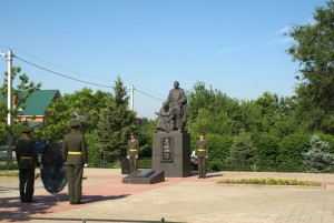 ACO_возложение цветов (1)