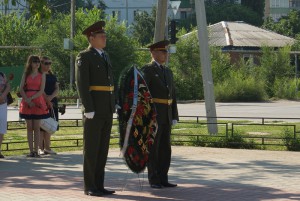 ACO_возложение цветов (2)